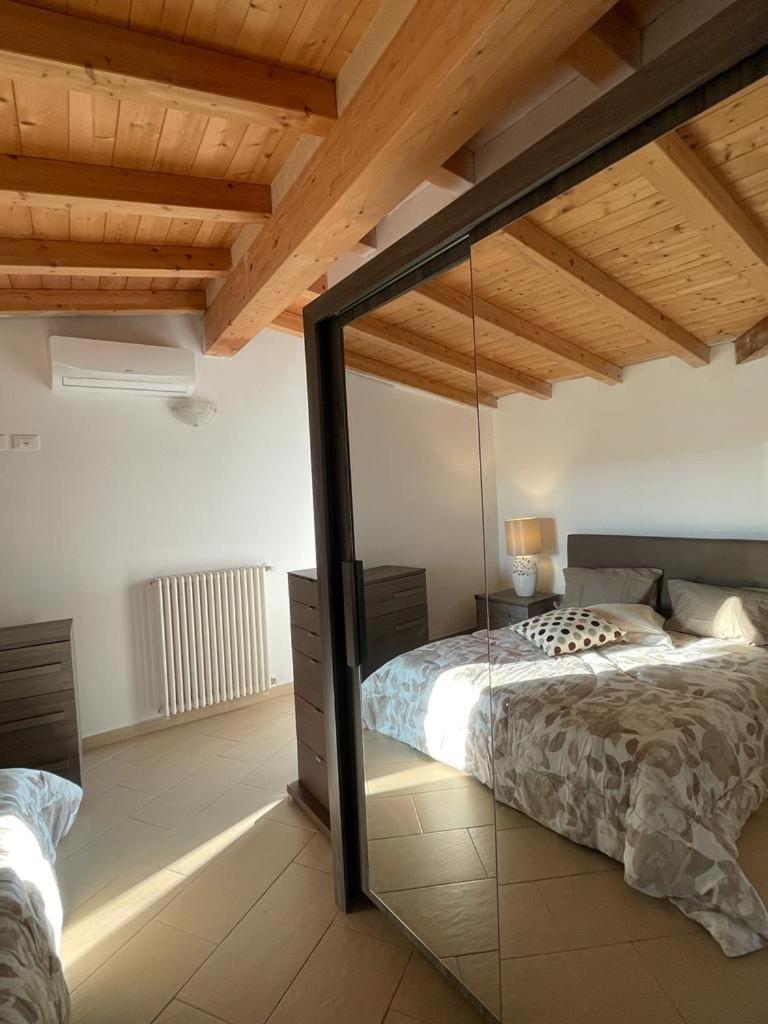 New Downtown Apartment Виджевано Экстерьер фото